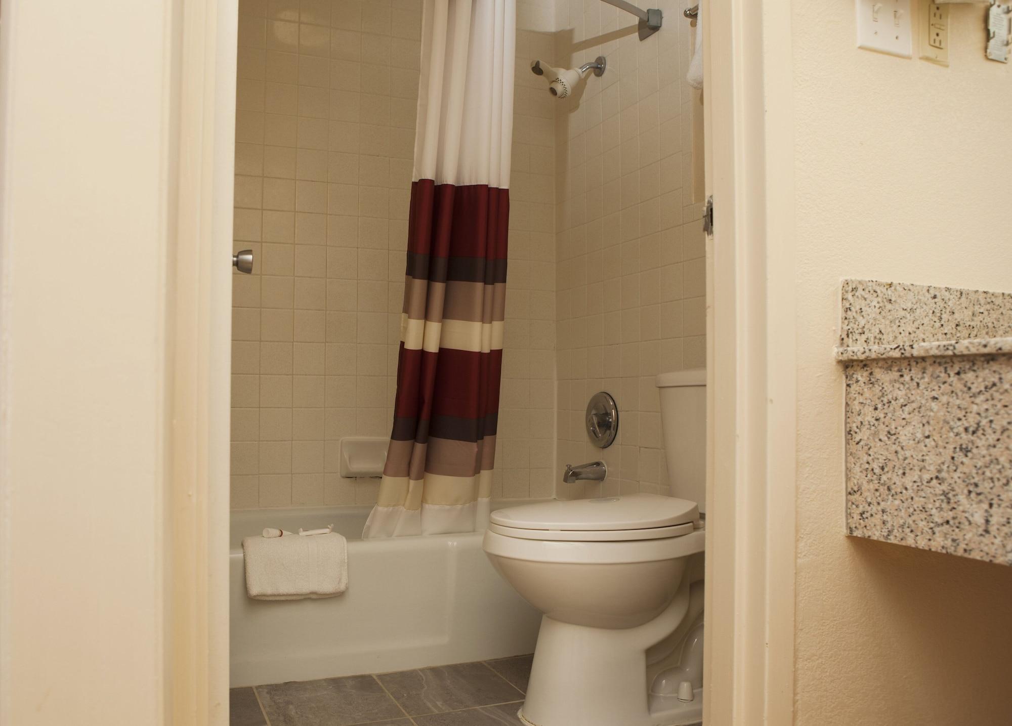Red Roof Inn & Suites Jackson, Tn מראה חיצוני תמונה